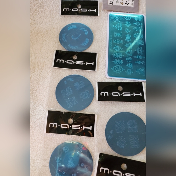 NEW - Bundle of 15 - Nail Art Stamping Plates + Stickers - Picture 2 of 11